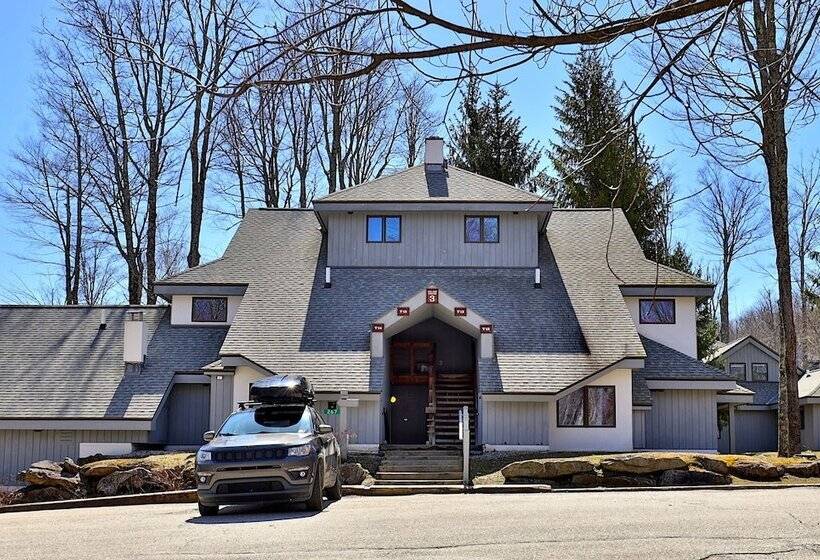 The Woods By Killington Vacation Rentals 2 Bedrooms