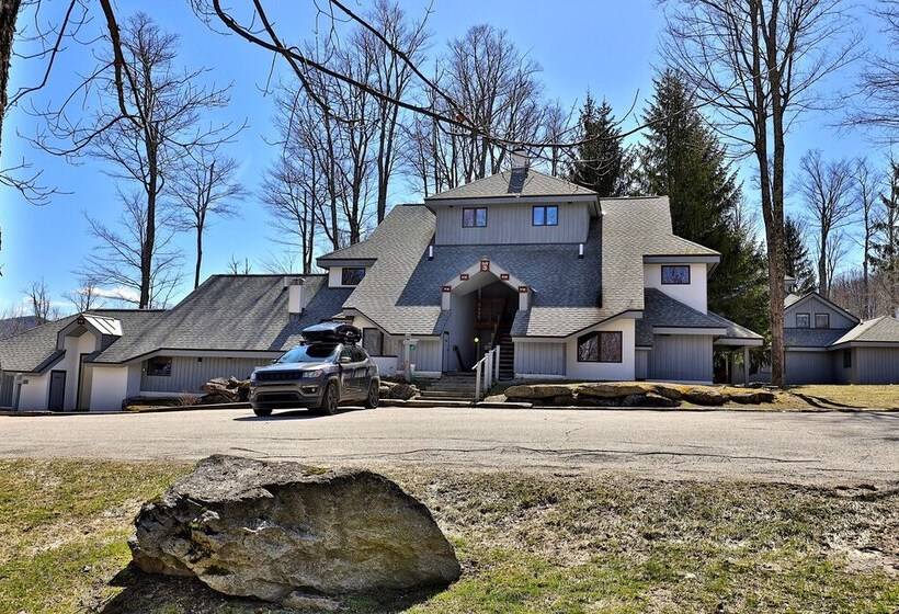 The Woods By Killington Vacation Rentals 2 Bedrooms