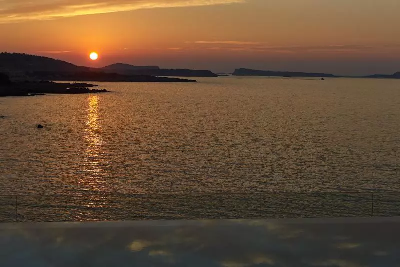 Marina Palace By Intercorp Hotel Group