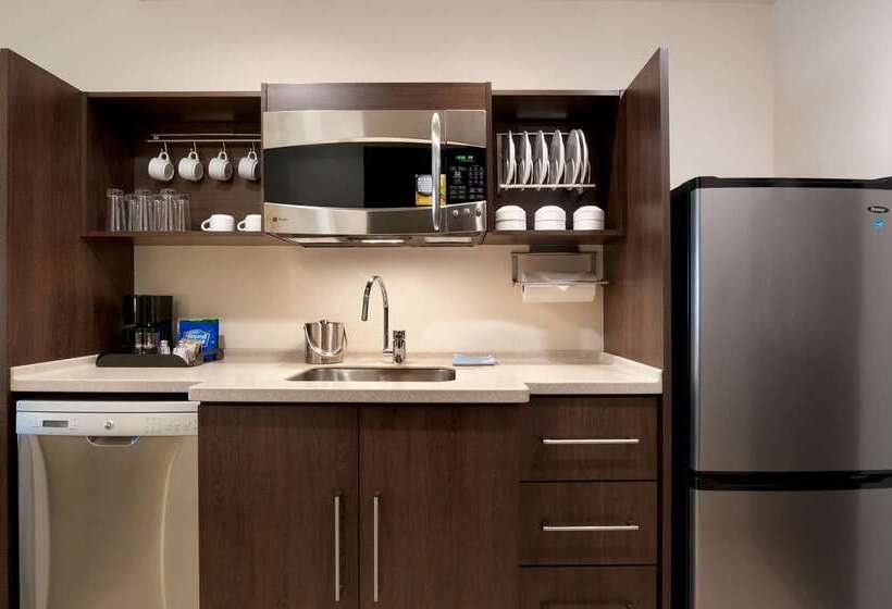 ホテル Homewood Suites By Hilton Queretaro, Mexico