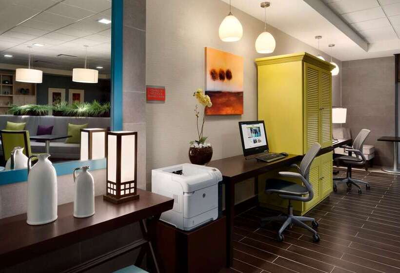ホテル Homewood Suites By Hilton Queretaro, Mexico