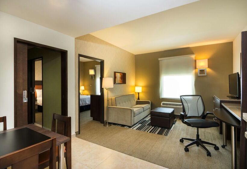 ホテル Homewood Suites By Hilton Queretaro, Mexico