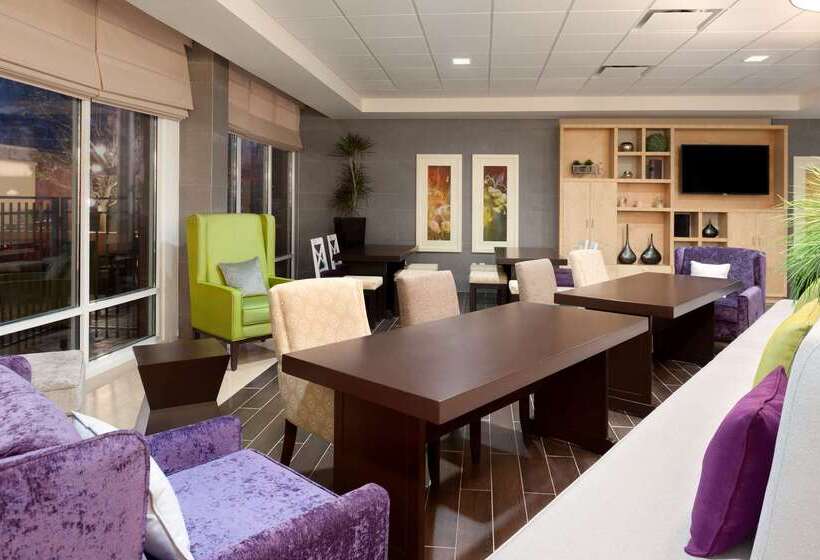 ホテル Homewood Suites By Hilton Queretaro, Mexico