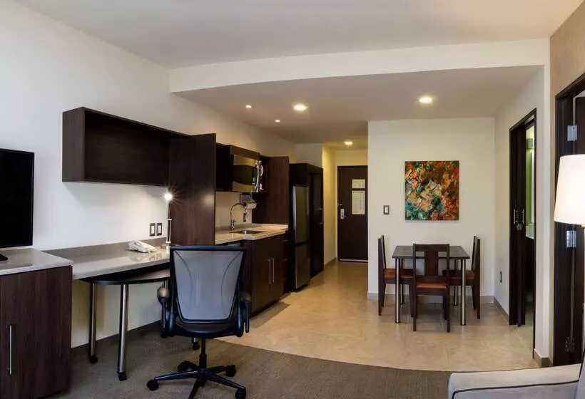 Отель Homewood Suites By Hilton Queretaro, Mexico