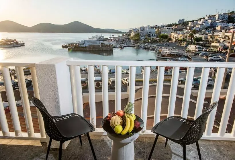 Kalypso Suites Hotel   Adults Only