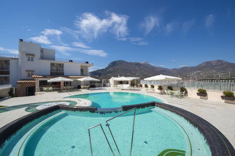 Отель Le Rocce   Agerola, Amalfi Coast