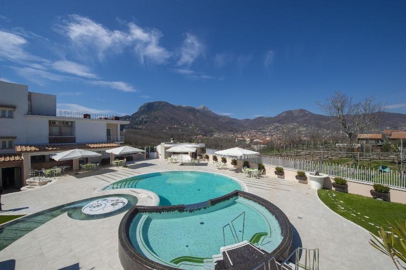 Отель Le Rocce   Agerola, Amalfi Coast