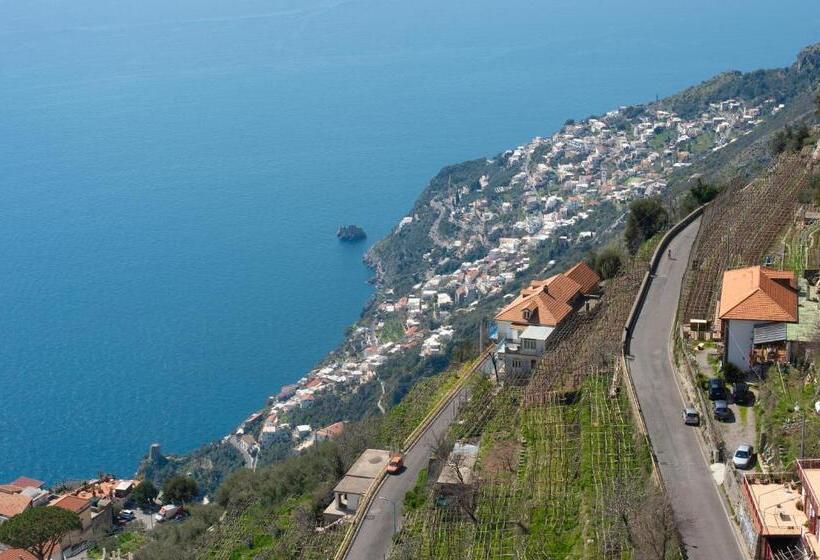 Отель Le Rocce   Agerola, Amalfi Coast