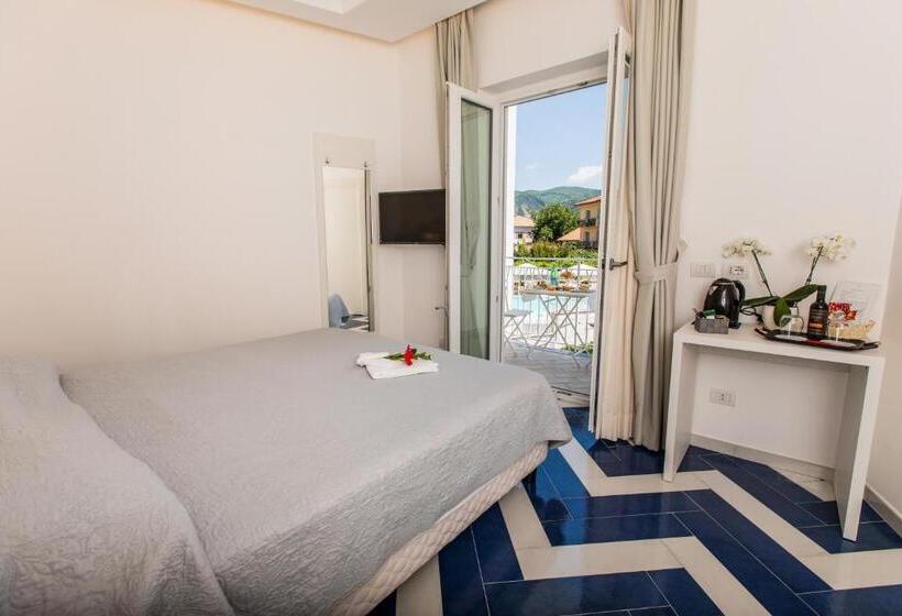 Отель Le Rocce   Agerola, Amalfi Coast