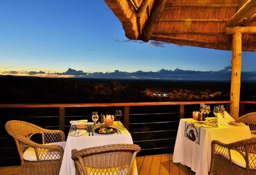 هتل Victoria Falls Safari Club