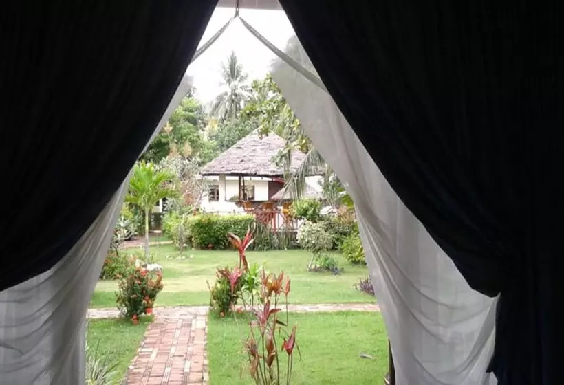 The Waterfront Hotel At Fishermans Village