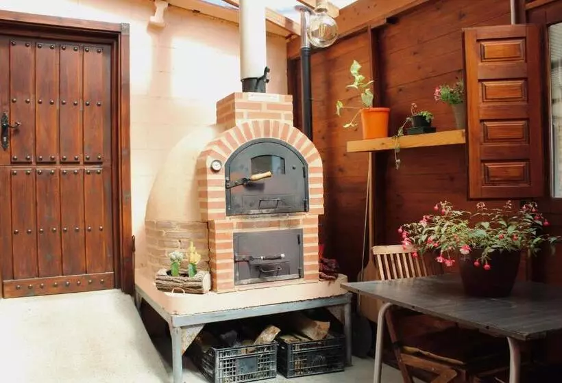 Albergue Alto Da Pena Exclusive For Pilgrims