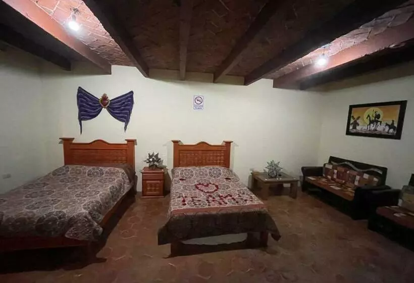 ユースホステル La Casa Del Abuelo