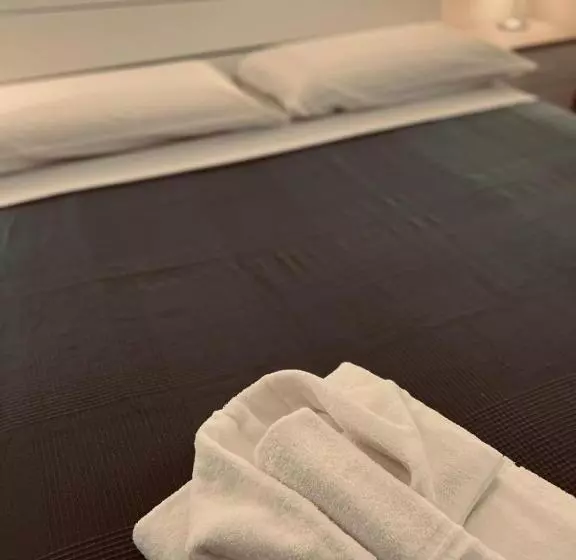 ベッドアンドブレックファースト Camelì Rooms & Holidays