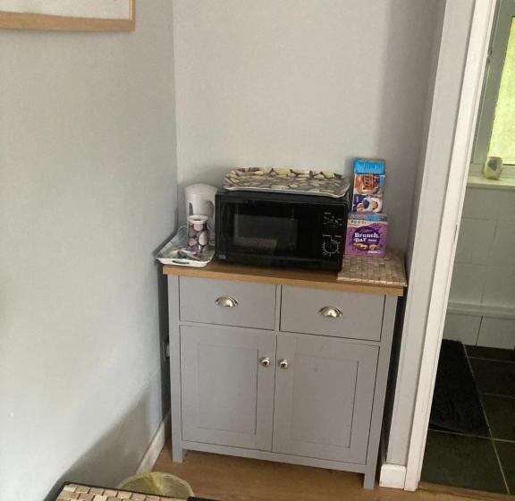 Bed and Breakfast Cove Cott