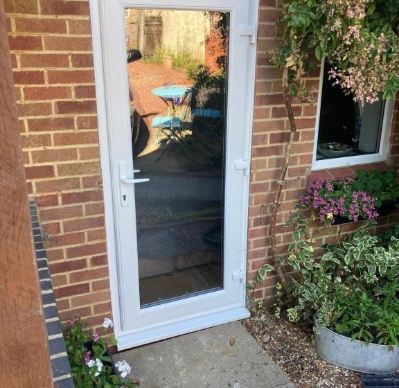 Bed and Breakfast Cove Cott