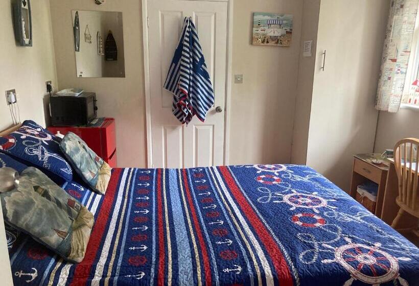 Bed and Breakfast Cove Cott