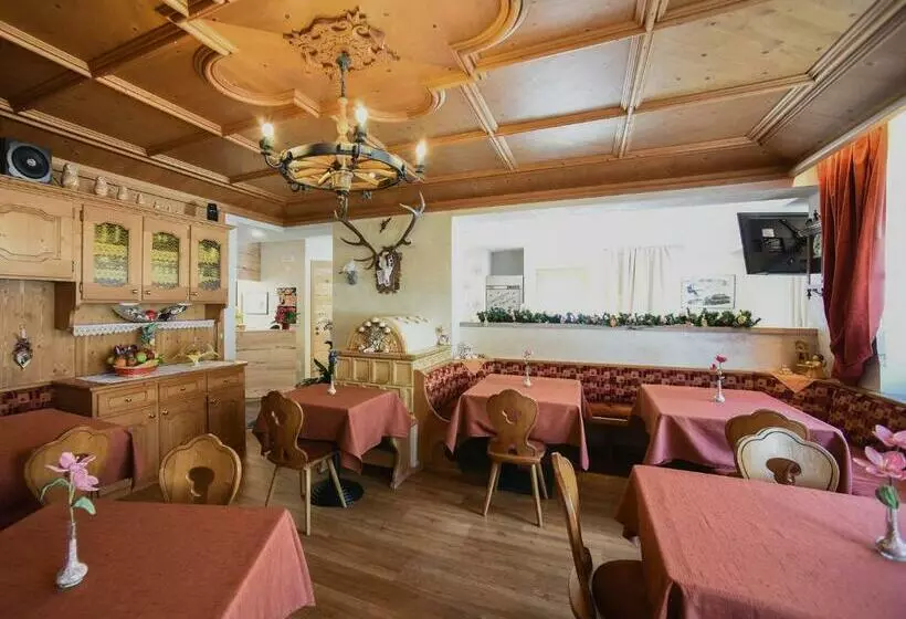 Aamiaismajoitus (B&B) Garní Emma