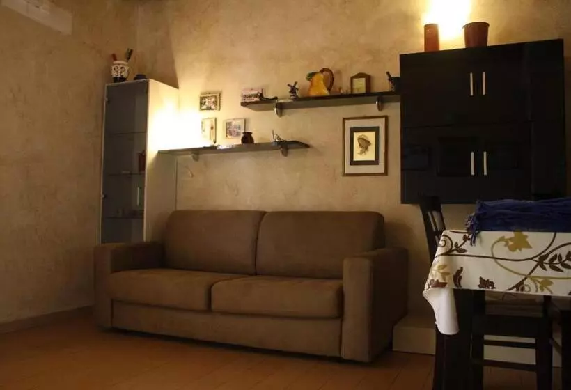Casa B&b Bouganville Attico 85 Mq