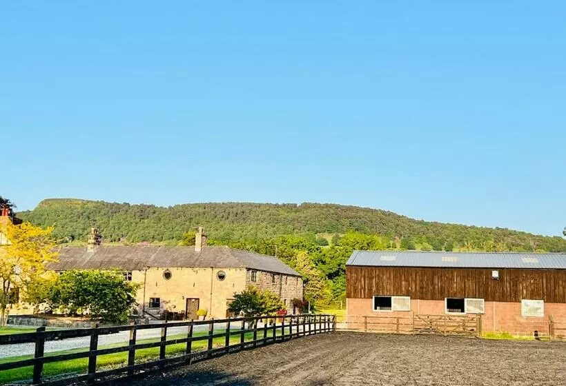 Hotelli The Saddlery Cheshire