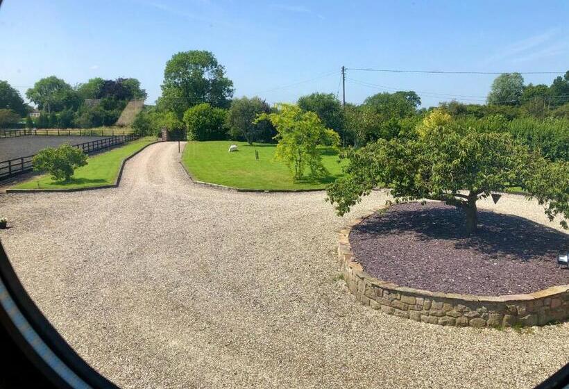 酒店 The Saddlery Cheshire