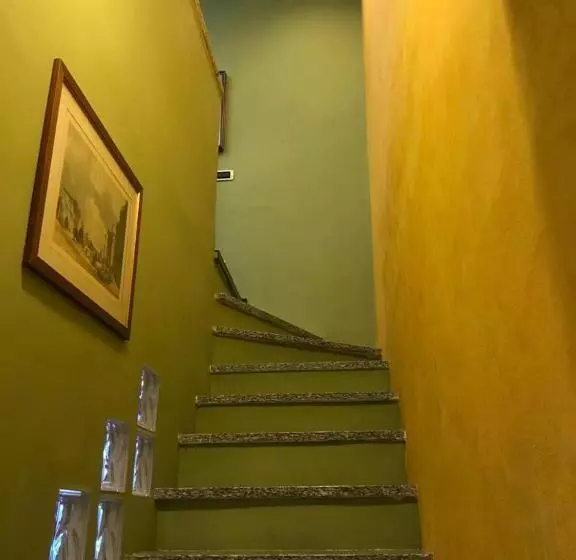 Lognomoelafatina