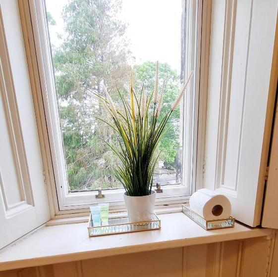 Luxury 5 Bed Villa   Winfields House