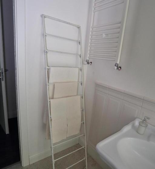 פנסיון Angels Home