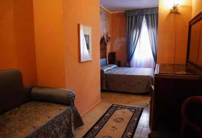 پانسیون Antica Dimora Della Racchetta