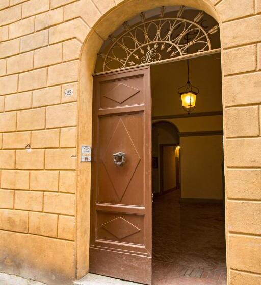 پانسیون Attilio Camere