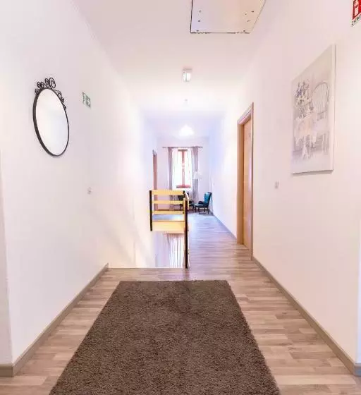 Majatalo B&b E Residence Abbazia Di Piona