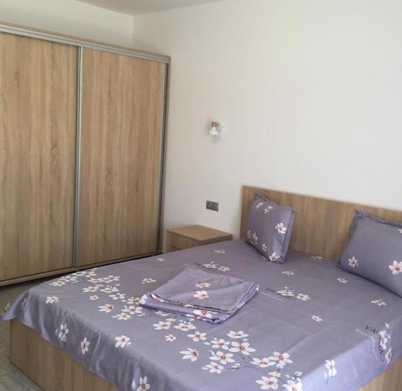 פנסיון Casa Alle