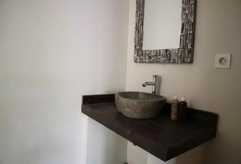 ペンション Delima Guest House