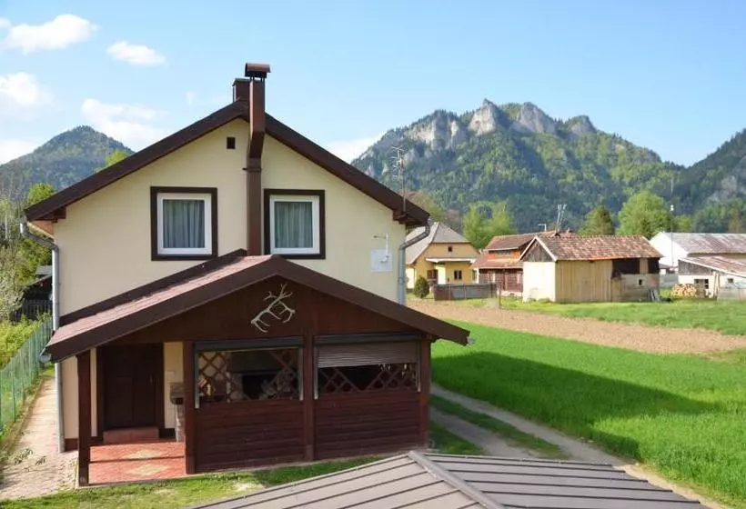 Majatalo Penzión Pod Troma Korunami