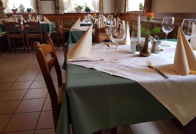 호스텔 Gasthof Restaurant Steirereck N