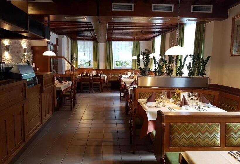 호스텔 Gasthof Restaurant Steirereck N