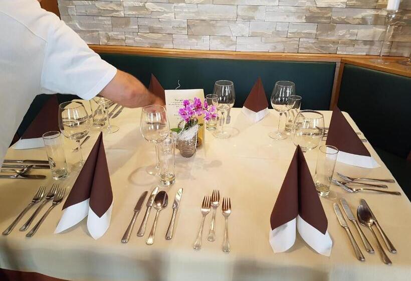 호스텔 Gasthof Restaurant Steirereck N