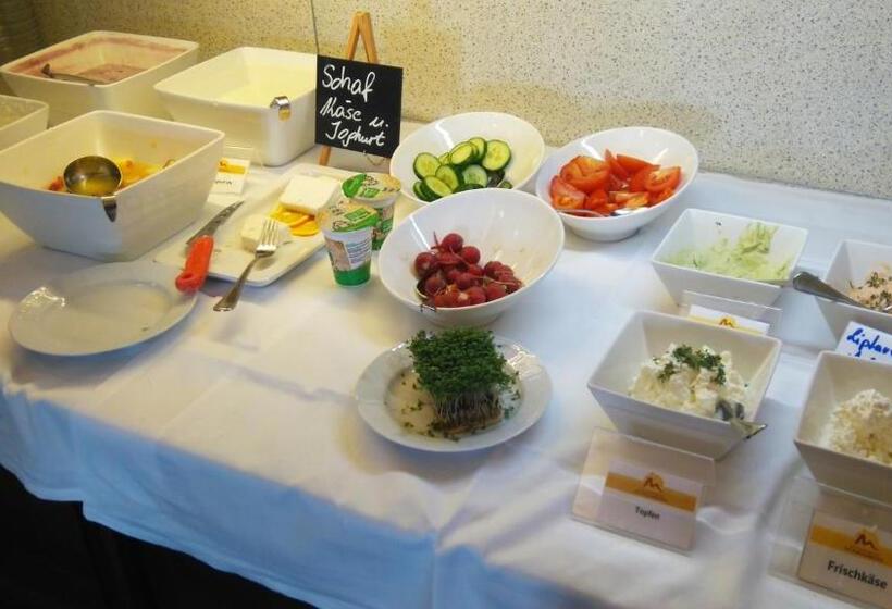 호스텔 Gasthof Restaurant Steirereck N