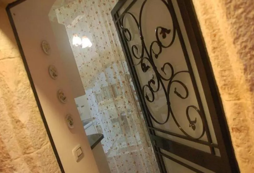 ベッドアンドブレックファースト Antro Delle Muse