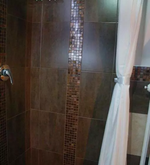 ベッドアンドブレックファースト Antro Delle Muse