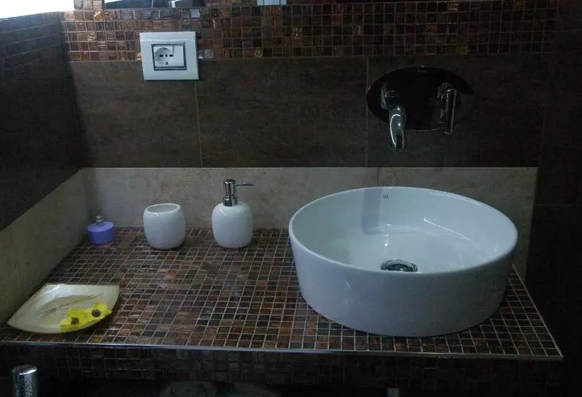 ベッドアンドブレックファースト Antro Delle Muse