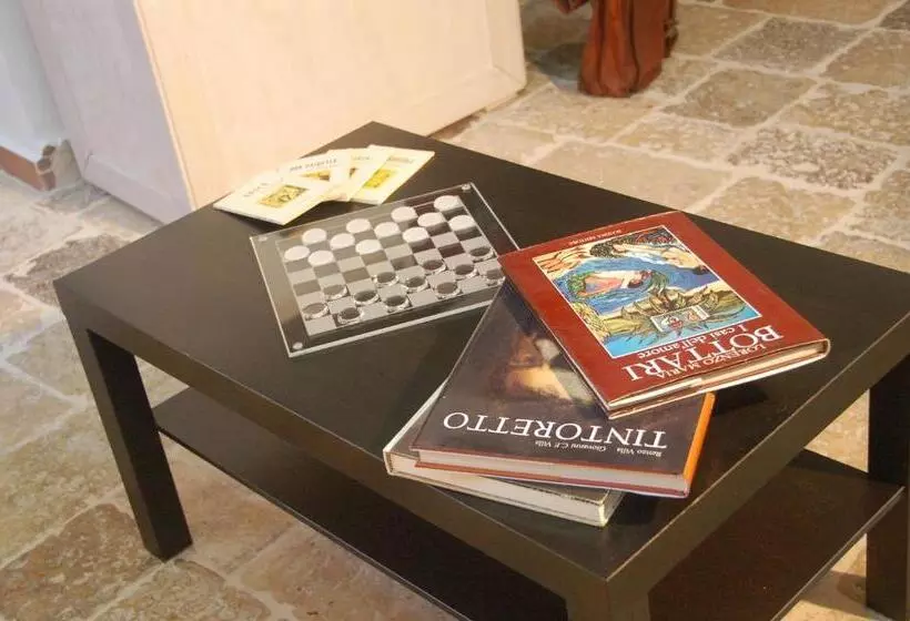 ベッドアンドブレックファースト Antro Delle Muse