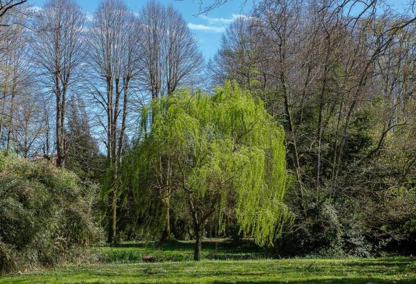 تختخواب و صبحانه Il Casale Di Villa Rossi