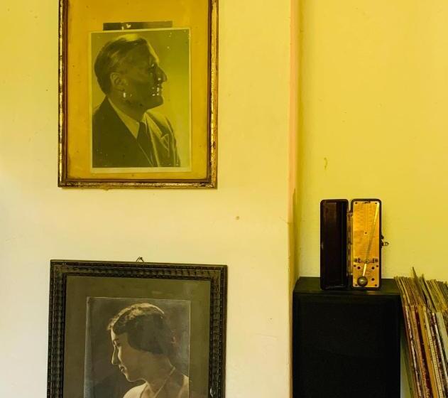 تختخواب و صبحانه Il Casale Di Villa Rossi