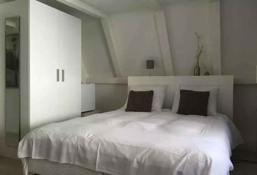 Aamiaismajoitus (B&B) Nine Streets Inn