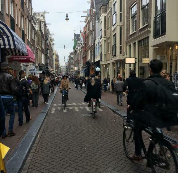 민박 Nine Streets Inn