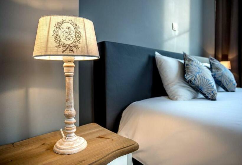 هتل Hôtel Cathédrale Liège