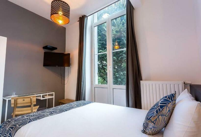هتل Hôtel Cathédrale Liège
