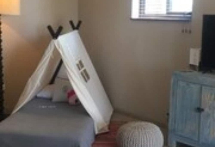 هتل Viñedos San Lucas