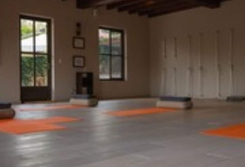 هتل Viñedos San Lucas